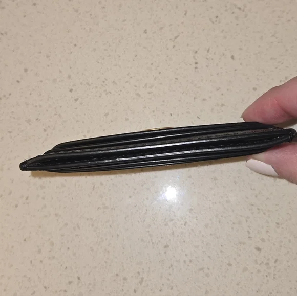 FINAL PRICE ✨️ Tory Burch ROBINSON Black Leather DISCONTINUED Card Holder Wallet - Picture 8 of 8